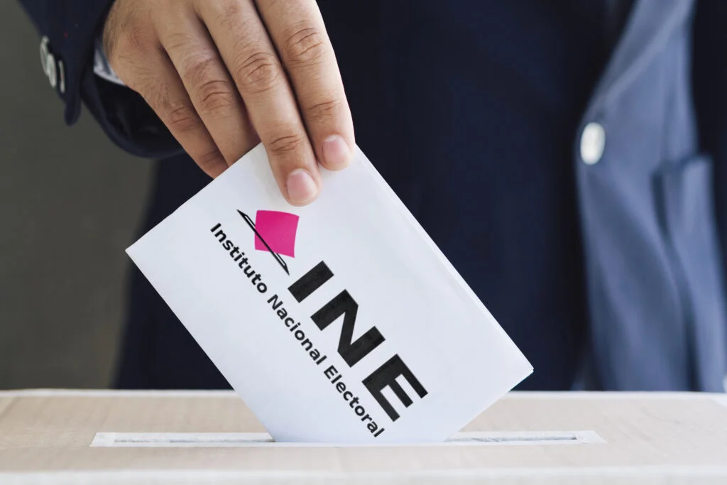 INE absorbe temporalmente gastos electorales locales: el dilema de los OPLES