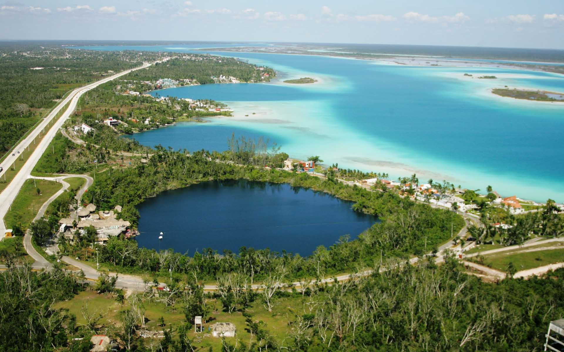 Guía definitiva para llegar a Bacalar: Transporte desde Cancún, Tulum, Mérida y Tren Maya
