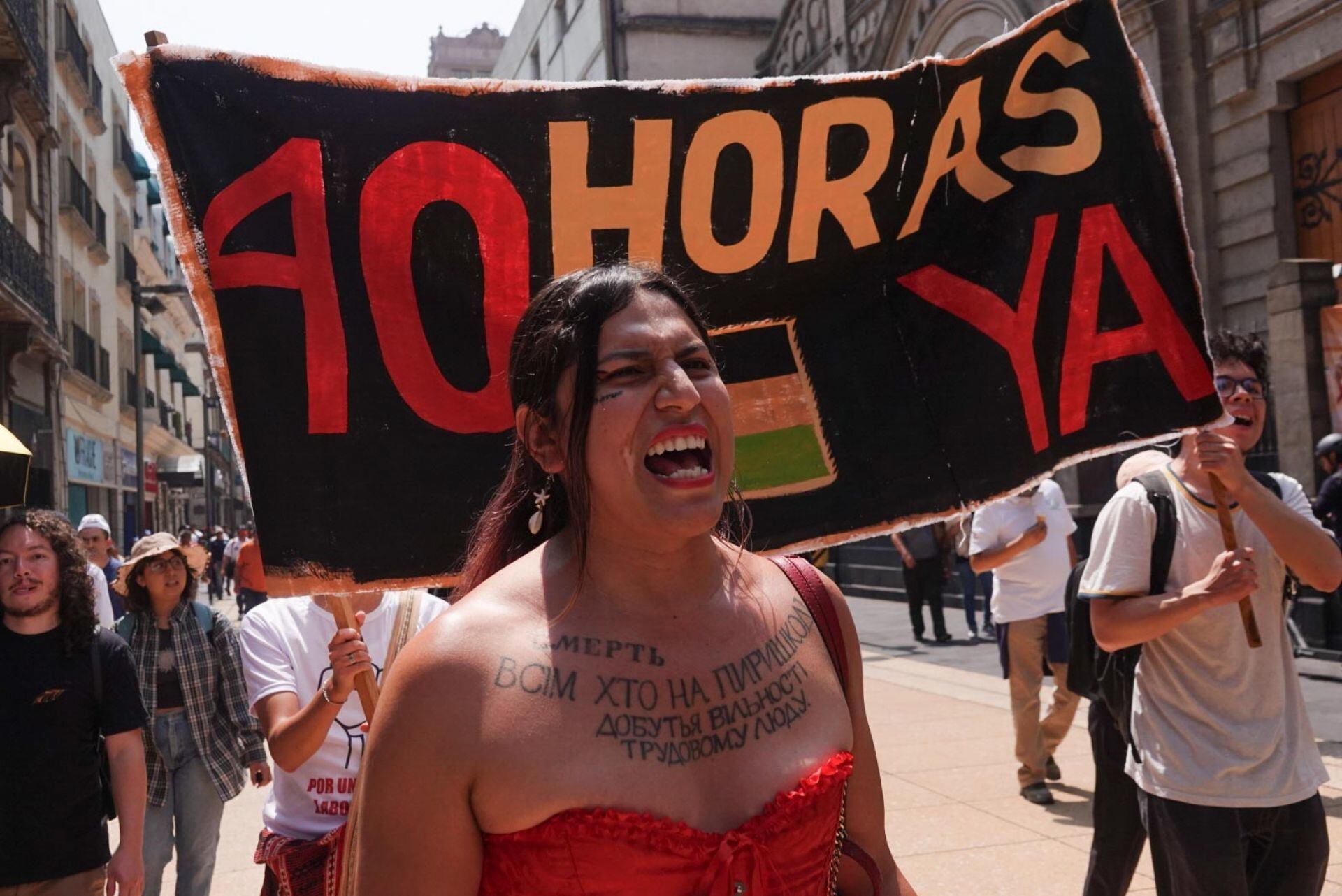 La presión social por la jornada laboral de 40 horas escala en México