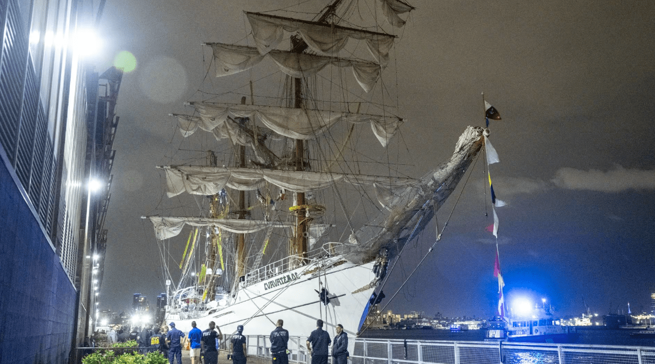Regresan a México cadetes del Buque Cuauhtémoc tras trágico accidente
