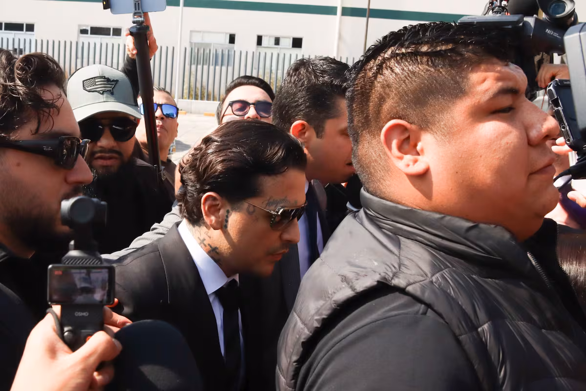 Nodal no fue exonerado: claves del proceso legal contra Universal Music