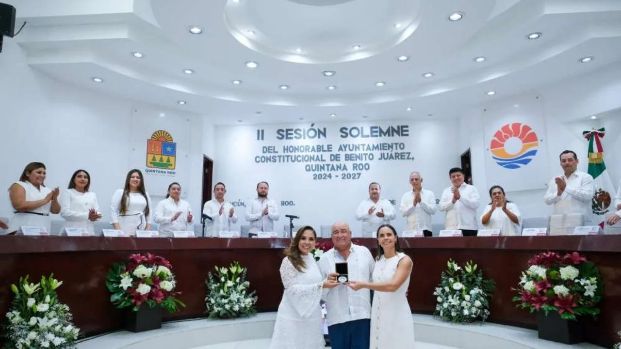 Medalla Sigfrido Paz Paredes 2026: Reconocimiento a la excelencia cívica en Cancún