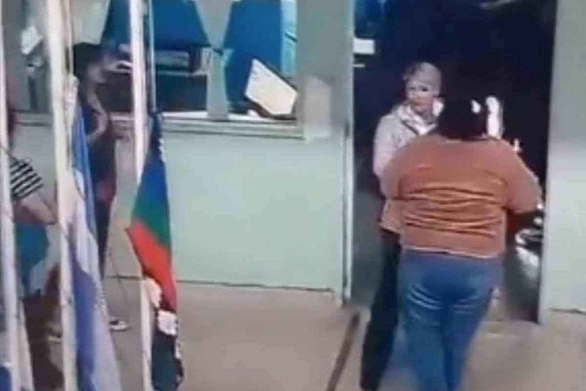 Golpiza a directora escolar: Revelan FOTO impactante tras brutal ataque en Neuquén