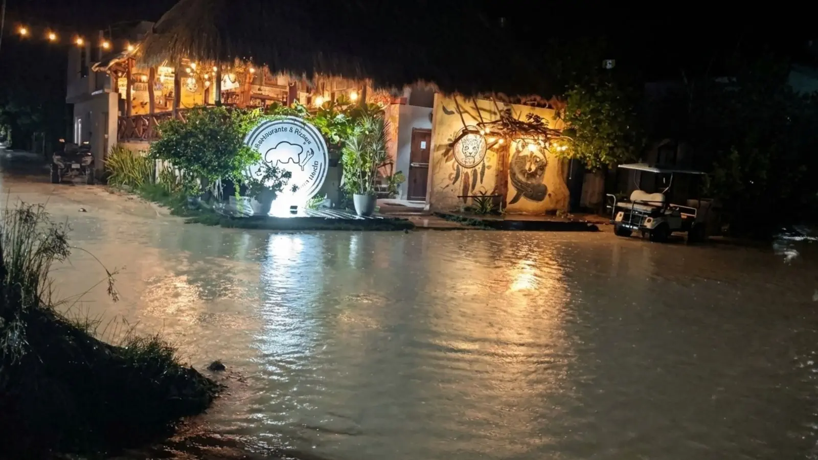 Lluvias intensas fracturan la movilidad en Holbox y Kantunilkín