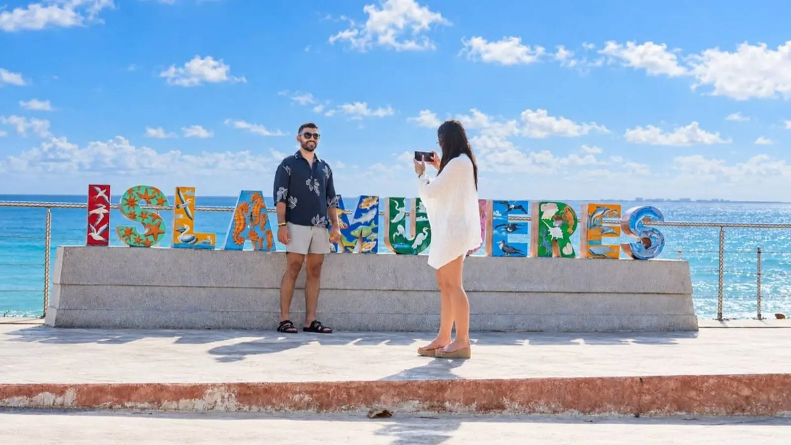 Isla mujeres escala afluencia turística tras puente del 12 de octubre